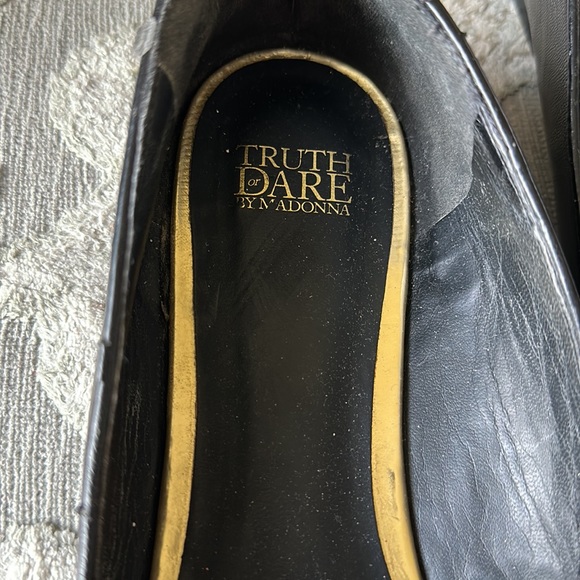 Worn Truth Dare size US 10 by Madonna - Picture 2 of 6